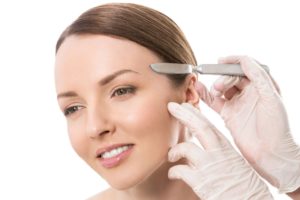 An example of dermaplaning being used.